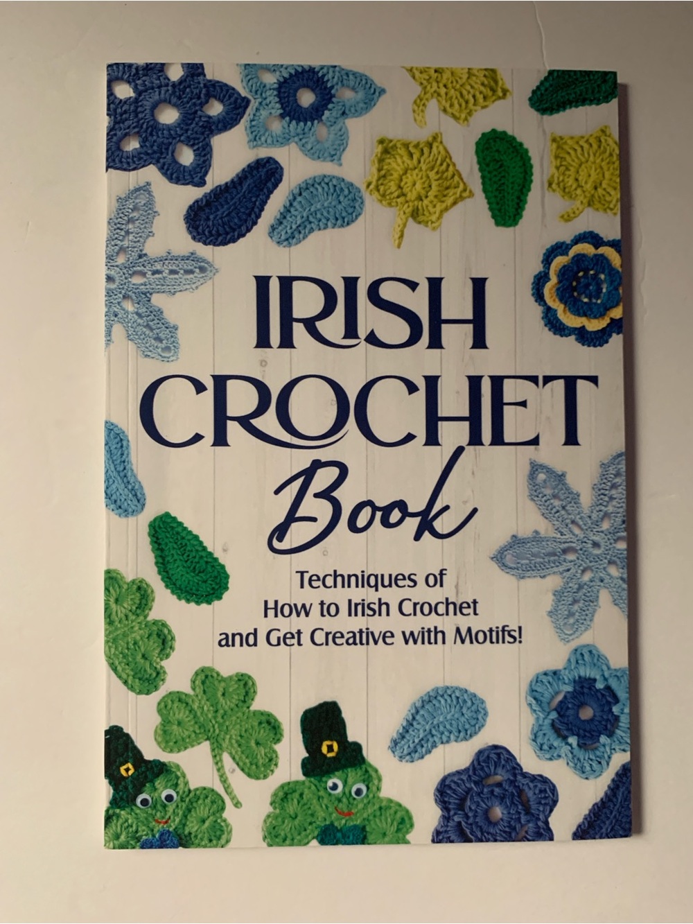 Crochet Pattern Books Bundle - Picture 5 of 6